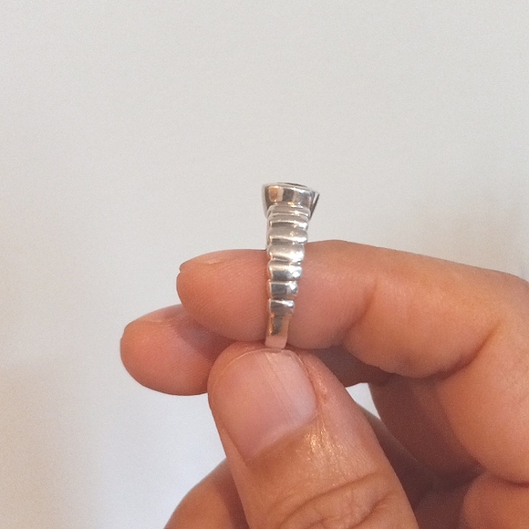 925 peridot ring - Picture 8 of 12